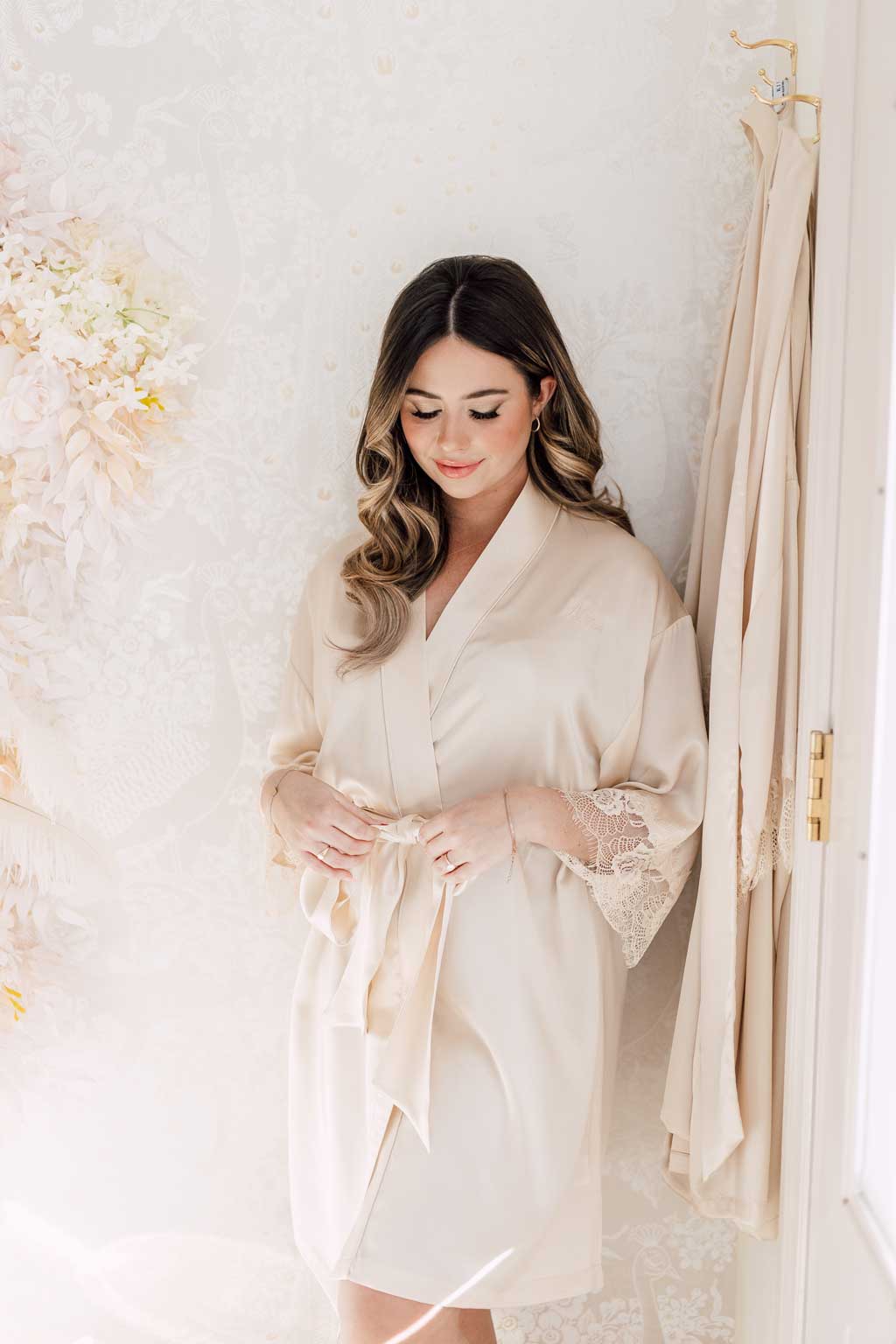 FancyFace-KIP-mulberry-robe